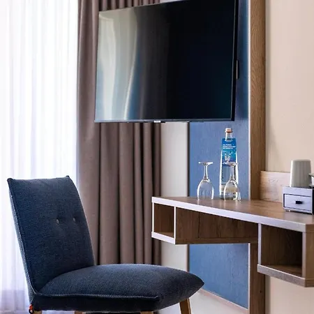Wehrburg Hotel 3*